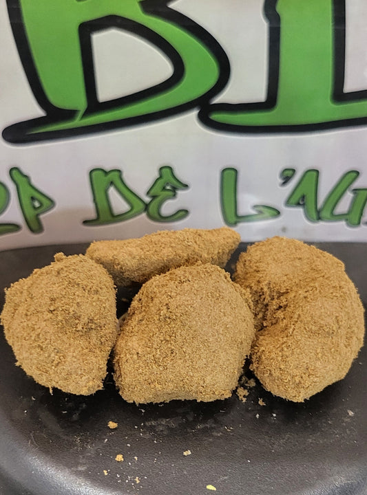 ART POLLEN 2026 33 % CBD, gros plans de morceaux non compressés