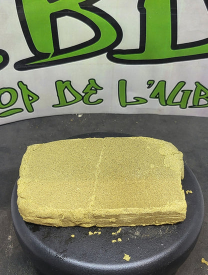 Isolat 57 % CBD 10-OH Suisse - résine CBD vue de face